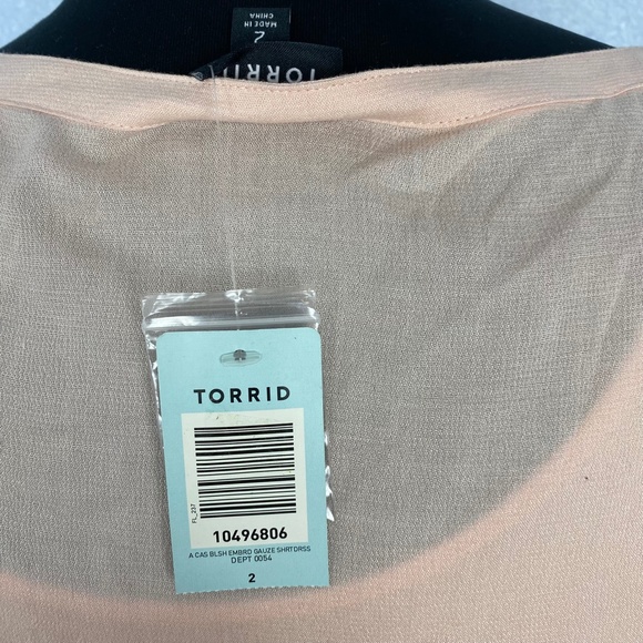 Torrid Women's Blush Embroidered Button Up Shirt Dress Size 2X - Picture 8 of 11